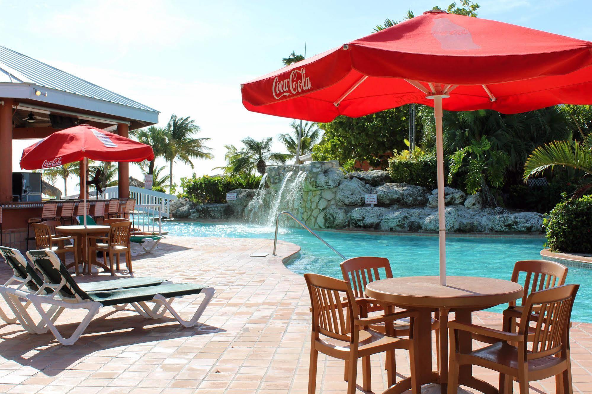 Island Seas Resort Freeport Esterno foto